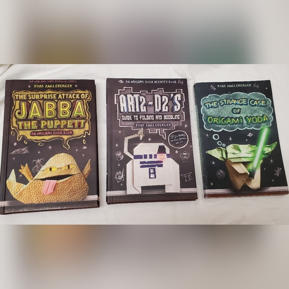 2/$25 Star Wars origami book set - Picture 2 of 5